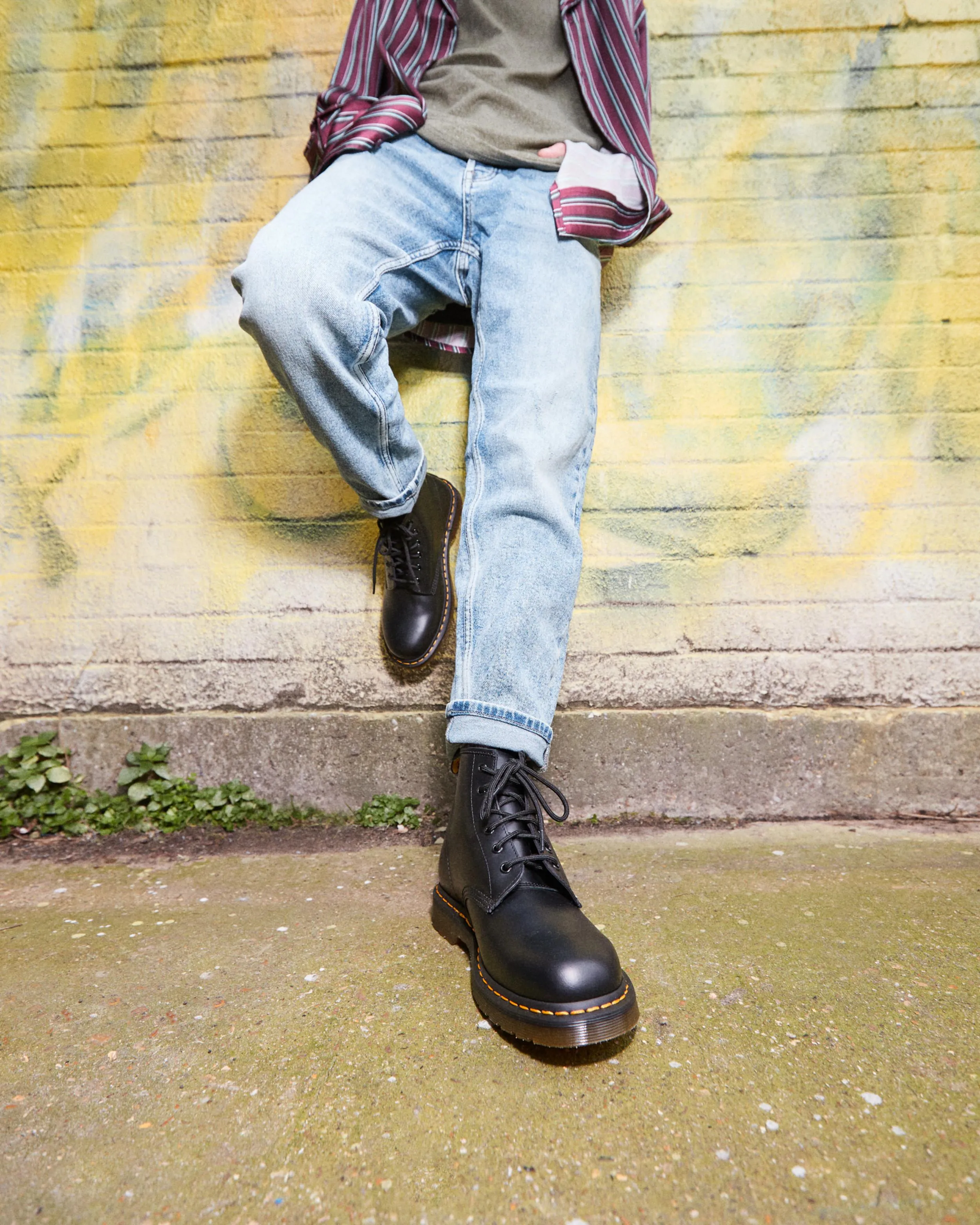 101 Yellow smooth leather ankle boots with Dr stitching. Martens