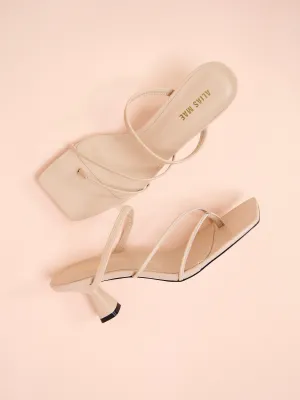 Alias Mae Henley Heel in Cream